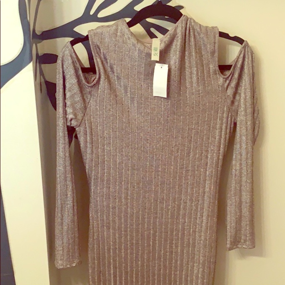 Cold shoulder long sleeve dress